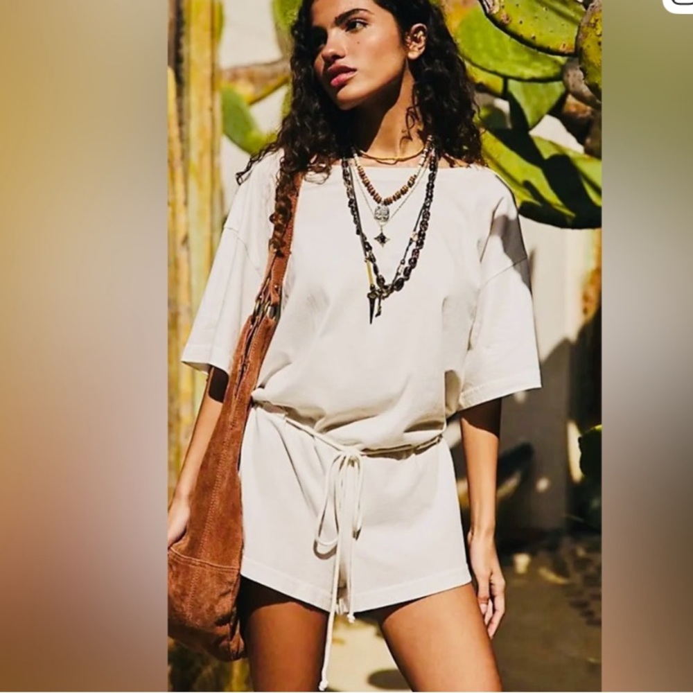 Free est Free People white cotton Monet drawstring belted romper one piece New